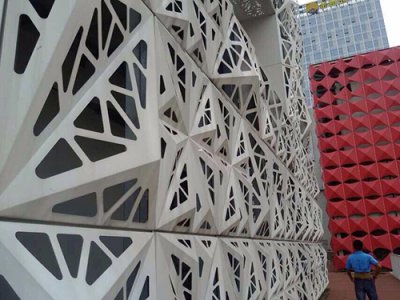 建筑物外墙面也可使用雕花铝单板